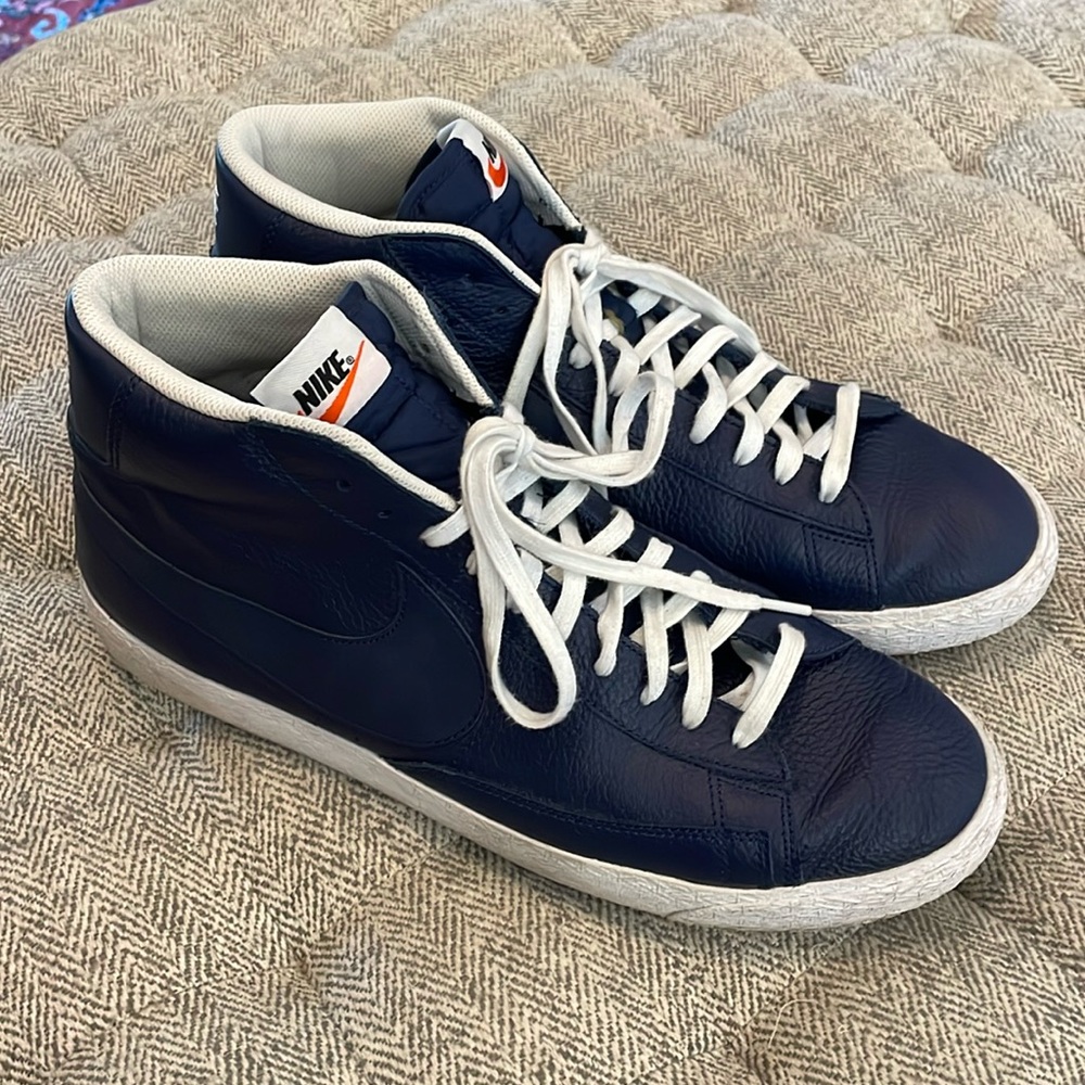 Dark blue Nike Blazer size 13